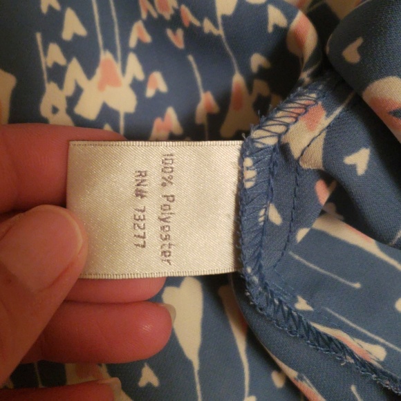 2/$10 LC Lauren Conrad blouse size medium - Picture 6 of 7